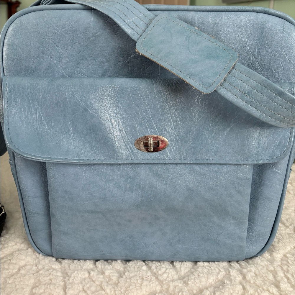 Samsonite Blue Travel Bag with Flap and Strap